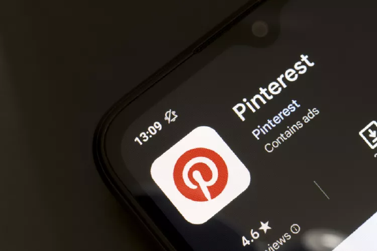 摩根大通上调评级及目标价(😏) Pinterest股价上涨3.1%